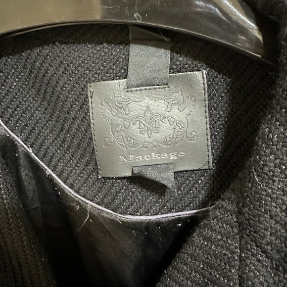 NWOT Stunning Designer Mackage Black Coat in Medium - Picture 10 of 14